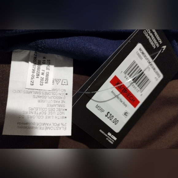 NWT🔥Under Armour Navy Compression Mid Rise Shorty Sz XS - Picture 8 of 10